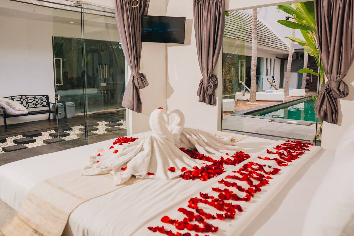 3 bedrooms, free WiFi, bed sheets