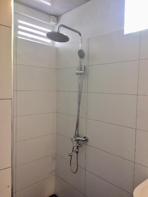 Doccia, asciugamani