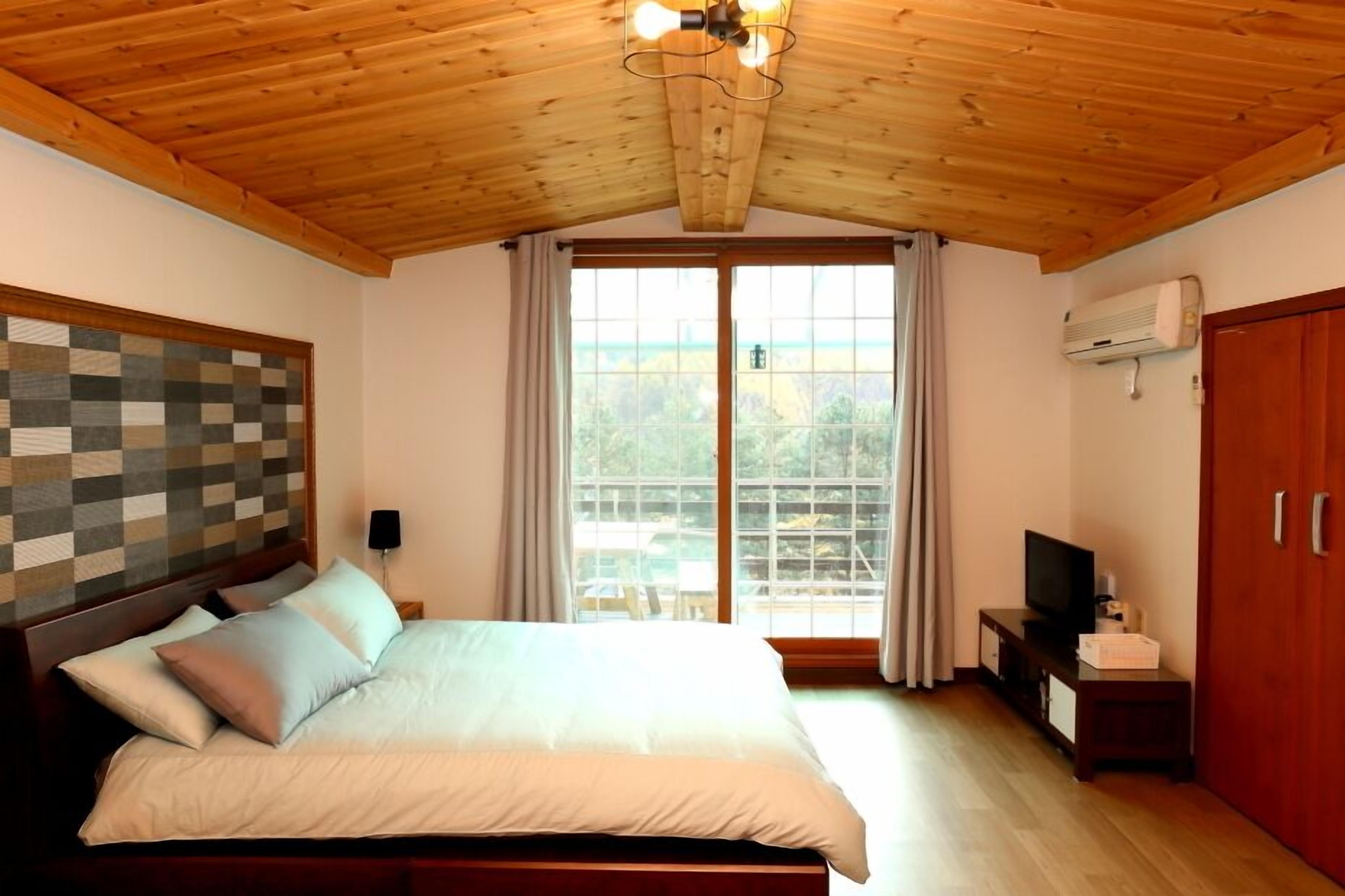 Standard Ondol Room | Free WiFi