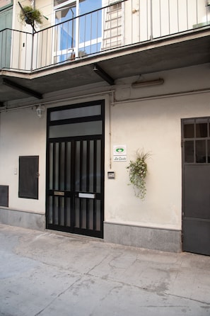Property entrance - La Corte B&B (Alessandria)