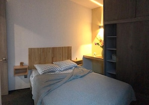 1 bedroom