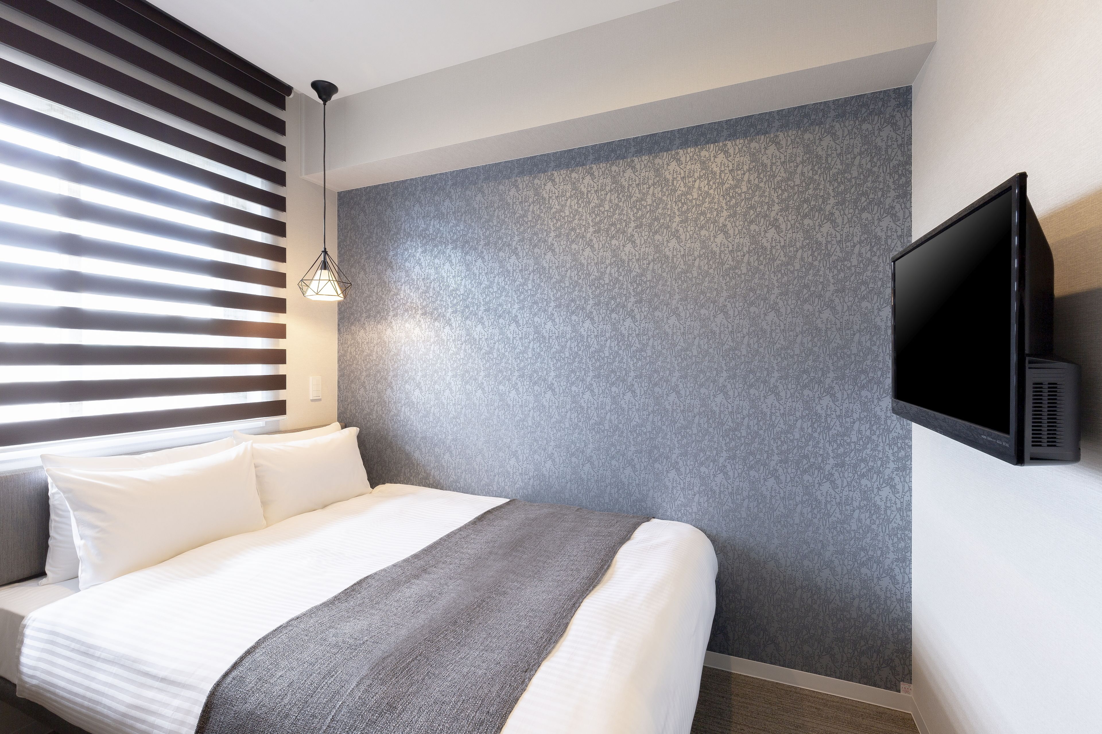 double room | down duvets, iron/ironing board, free wifi, bed sheets