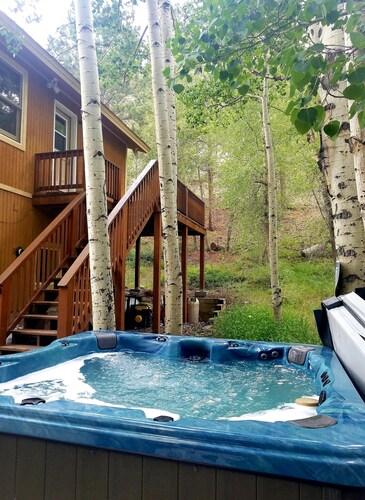 Gowdy Suite 2. 2 Queen Bed 2 Bath , Free Wifi, Open All Year Gowdy Property