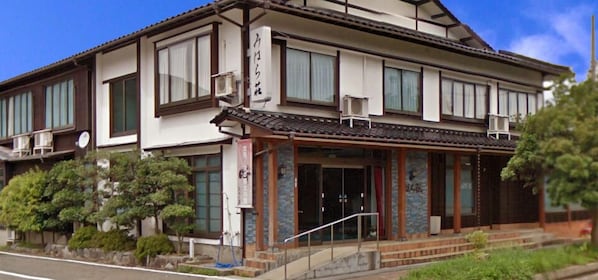 Japanese Style Room with Shared Bathroom (Half Board)