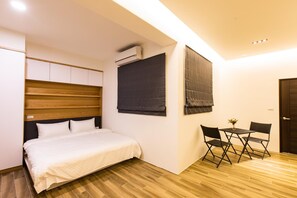 1 bedroom, down duvets, individually decorated, individually furnished