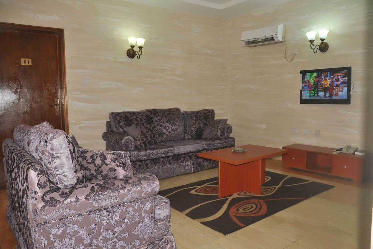 Premium bedding, desk, iron/ironing board (on request), free WiFi