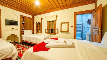 Familienzimmer, Nichtraucher, Gartenblick | Hochwertige Bettwaren, Verdunkelungsvorhänge, schallisolierte Zimmer