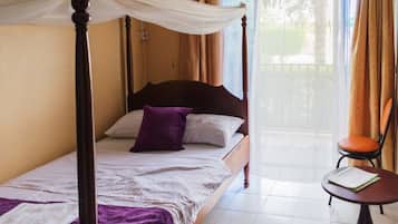 シングルルーム | デスク、WiFi (無料)、ベッドシーツ