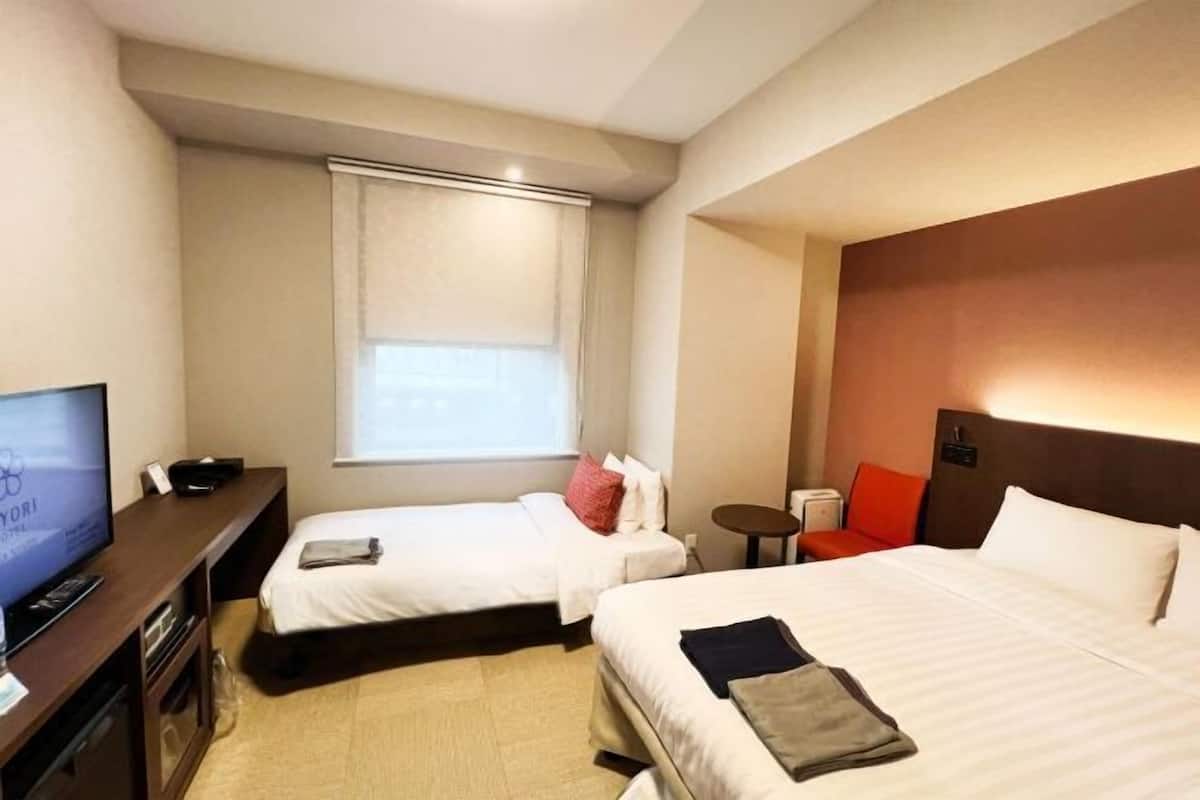 1 bedroom, in-room safe, blackout curtains, soundproofing