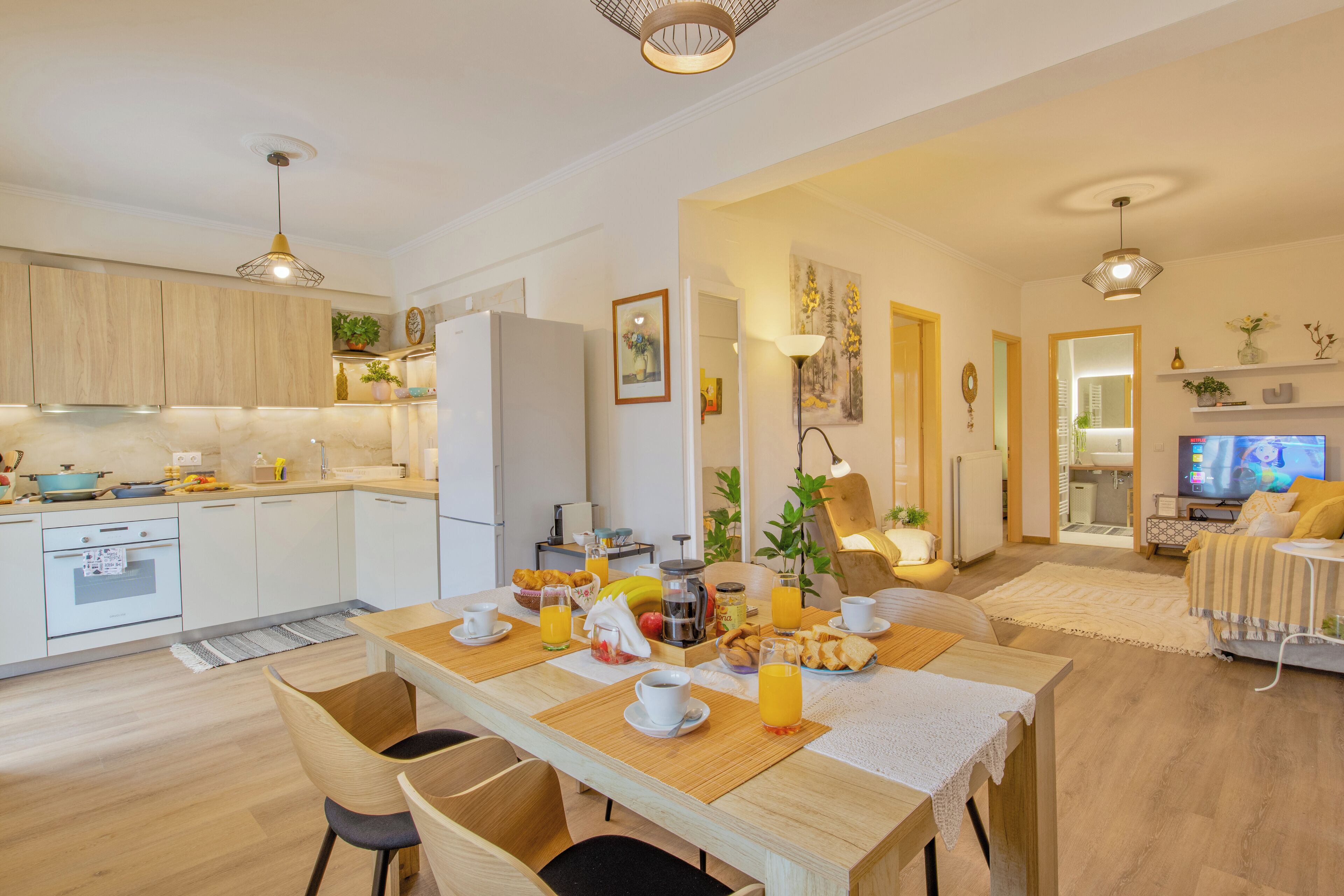 Refrigerador, microondas, horno, placa de cocina