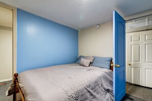 5 habitaciones, tabla de planchar con plancha y wifi gratis