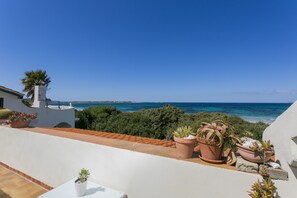 Property grounds - Buen Retiro · Seafront apartment in Sa Rocca Tunda (Sa Rocca Tunda, San Vero Milis)