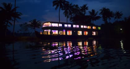 Kerala Luxury House Boat