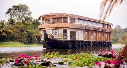 Kerala Luxury House Boat