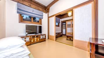 Gyotaejeon (Private Annex Building) | Wifi gratis y ropa de cama