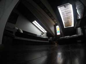 Exclusive Triple Room, 1 Bedroom | Individually decorated, individually furnished, desk, soundproofing - Hotel Imaginarium (Tbilisi)