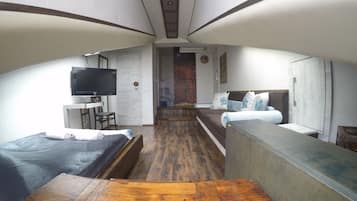Decoración personalizada, muebles diferentes y escritorio