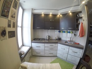 ห้องดีไซน์ดับเบิลหรือทวิน, 1 ห้องนอน | บริเวณนั่งเล่น | ทีวีจอแบน