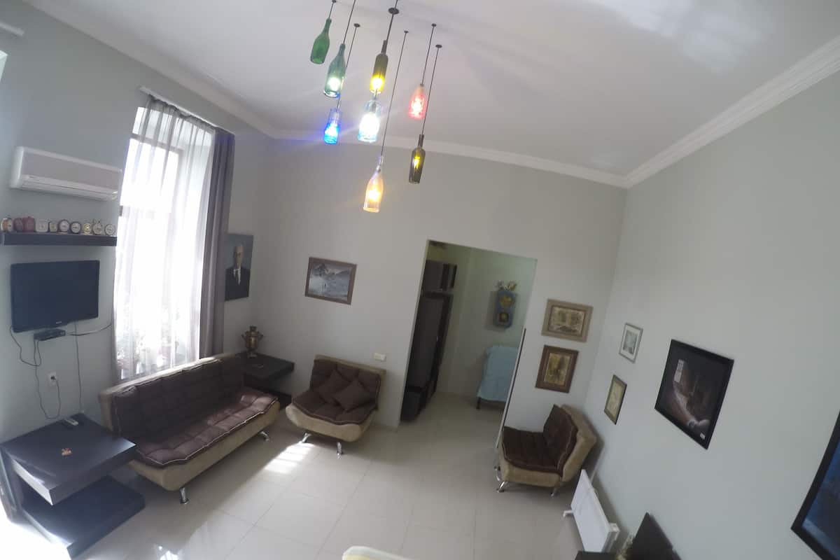 Luxury Suite, 1 Bedroom | Individually decorated, individually furnished, desk, soundproofing