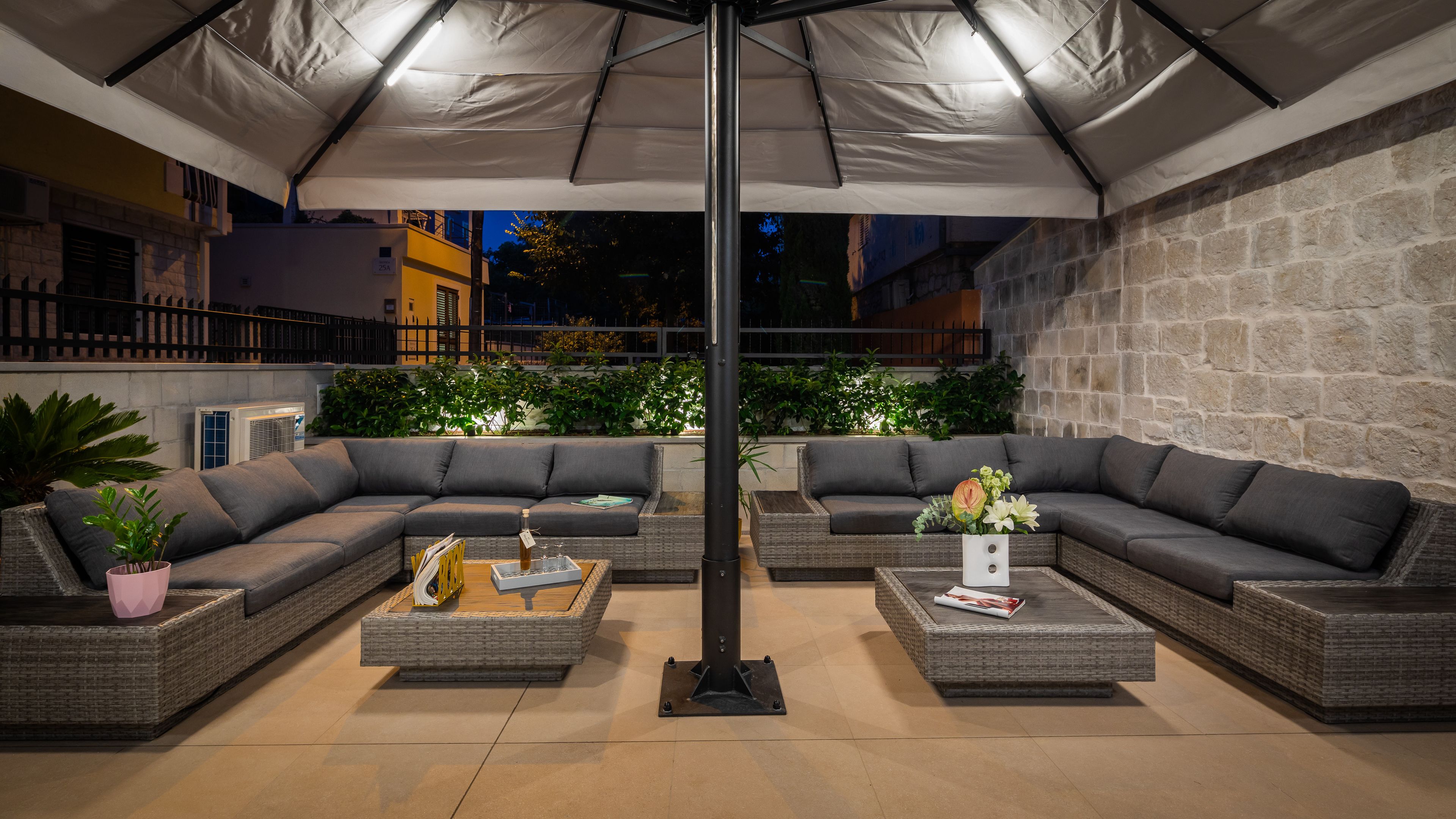 Fasade – kveld/natt