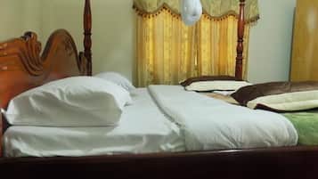 Deluxe Double Room, 1 Double Bed | Desk, free WiFi, bed sheets