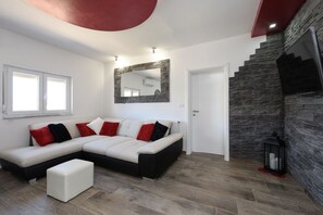 Grand Apartment, Multiple Beds, City View | Living area | Flat-screen TV - Holiday Apartments Yes Peace (Zadar)