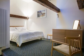 Design Apartment, Multiple Beds (5A)