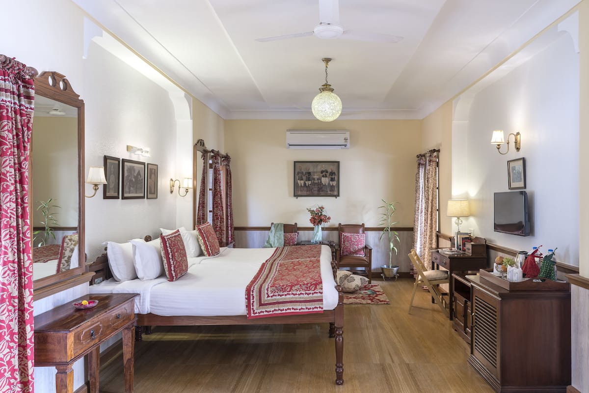 Standard Double or Twin Room | Bar mini, peti besi dalam bilik, dihias secara berasingan