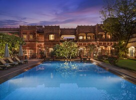 Outdoor pool, open 7:00 AM to 9:00 PM, pool umbrellas, sun loungers