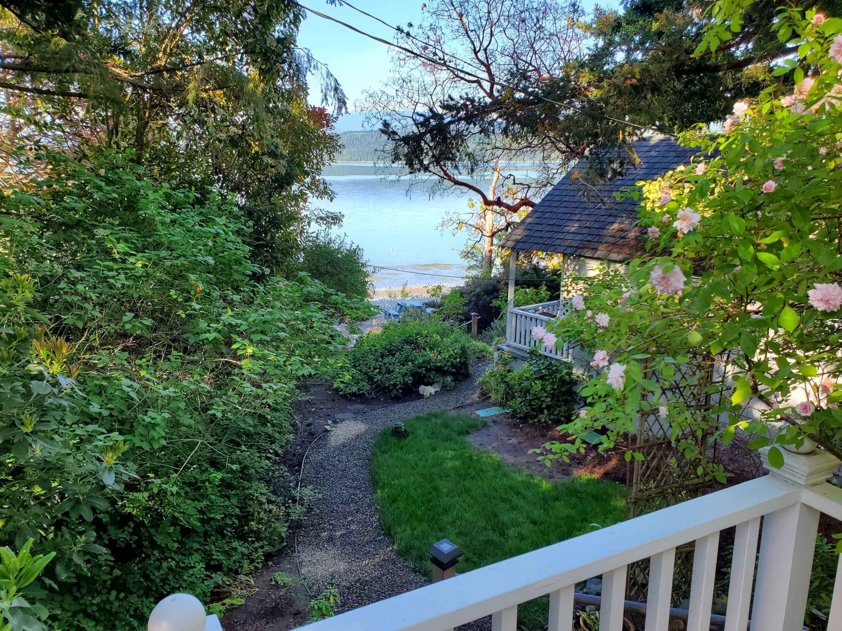 Superior Cottage, Private Bathroom, Ocean View (Bay Cottage) | Terrace/patio