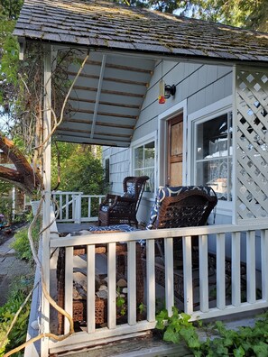 Lobby - Bay Cottage (Port Townsend)