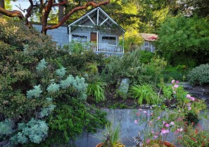 Cottage, Private Bathroom, Ocean View (Jenny's Cottage) | Garden