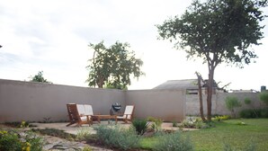 BBQ/picnic area - Embassy Place (Lusaka)