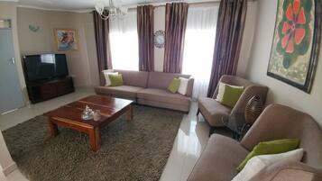 Classic House | Living room | LCD TV