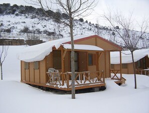 Front of property - Camping Los Cameros (Villoslada de Cameros)