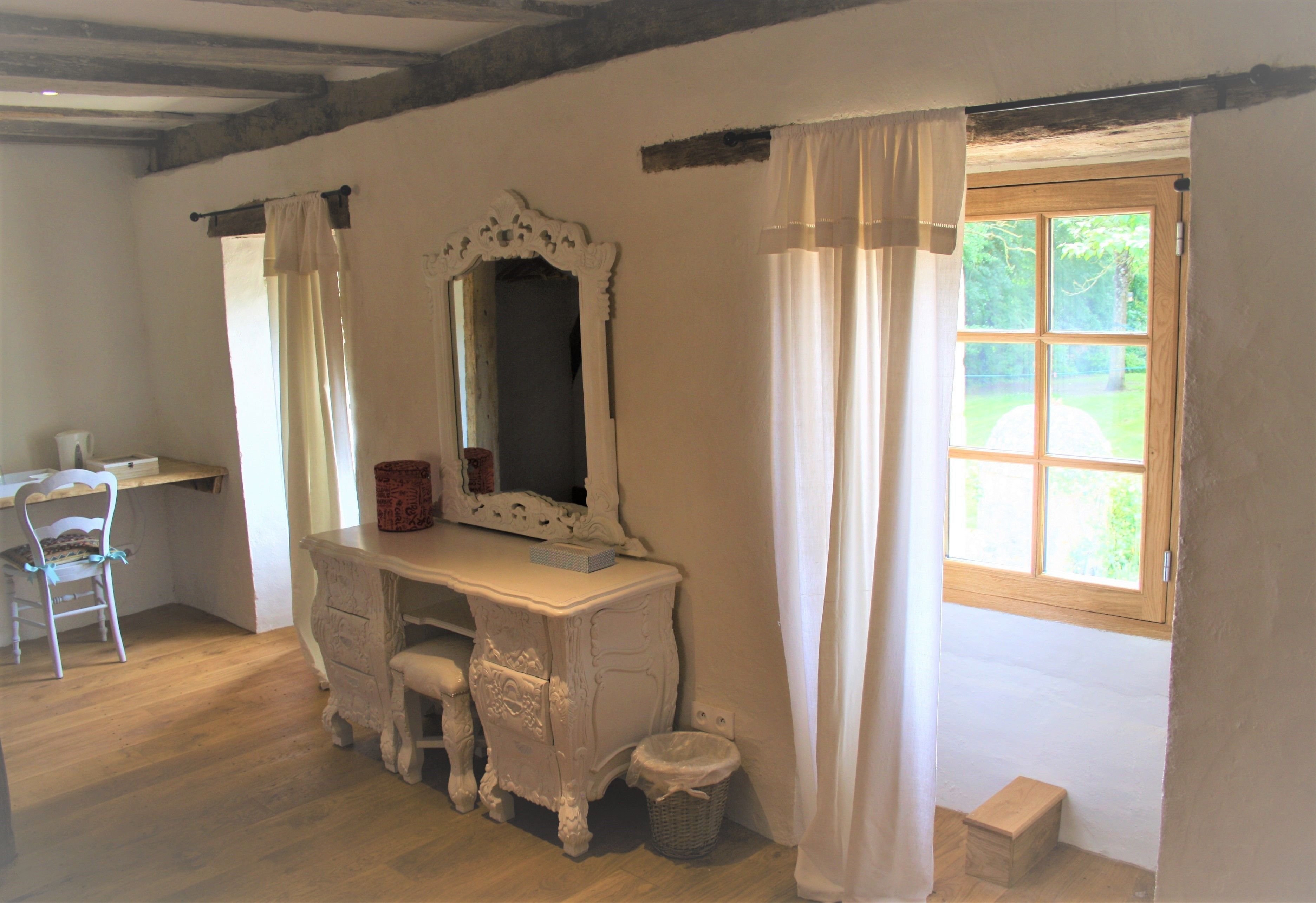 Deluxe tweepersoonskamer, en-suite badkamer, uitzicht op de binnenplaats (With SuperKing Bed) | Gratis wifi, beddengoed