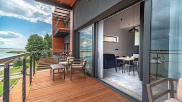 Superior-Apartment, Balkon, Seeblick