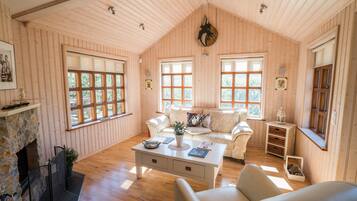 Holiday Villa | Living area