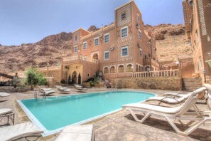 Outdoor pool - Kasbah Taborihte (Tinghir)