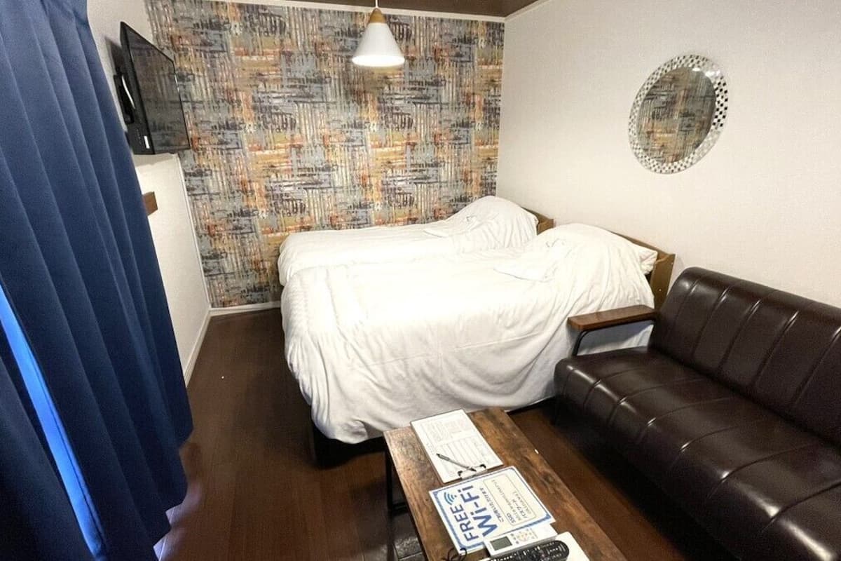 1 chambre, bureau, Wi-Fi gratuit, draps fournis