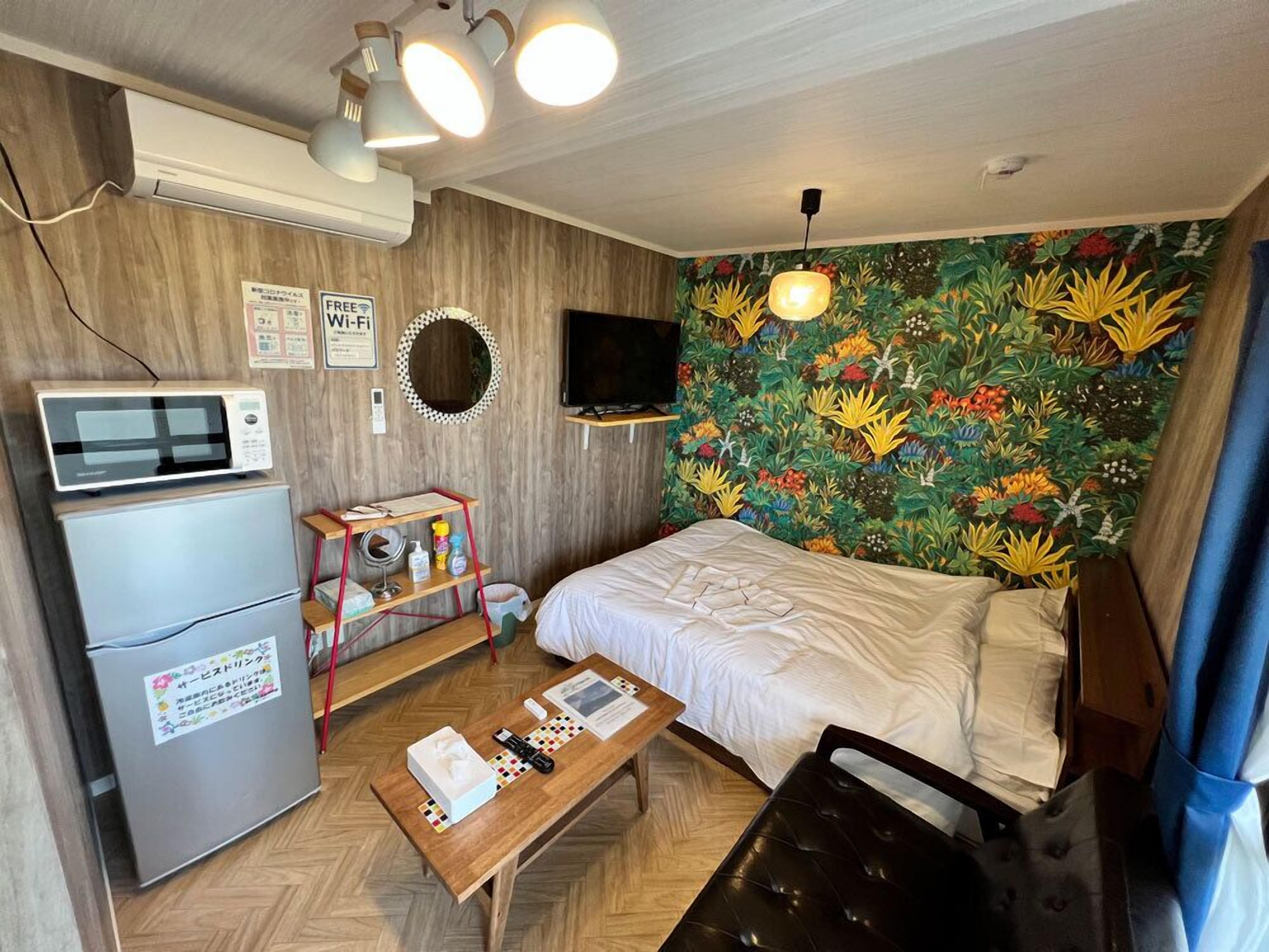 1 bedroom, desk, WiFi (free), bed sheets