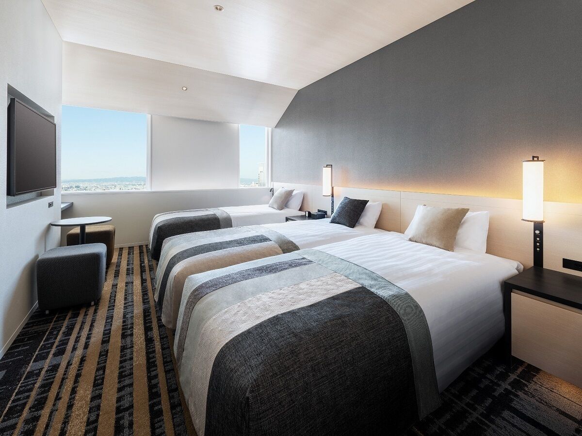 1 sovrum, värdeförvaringsskåp på rummet och mörkläggningsgardiner