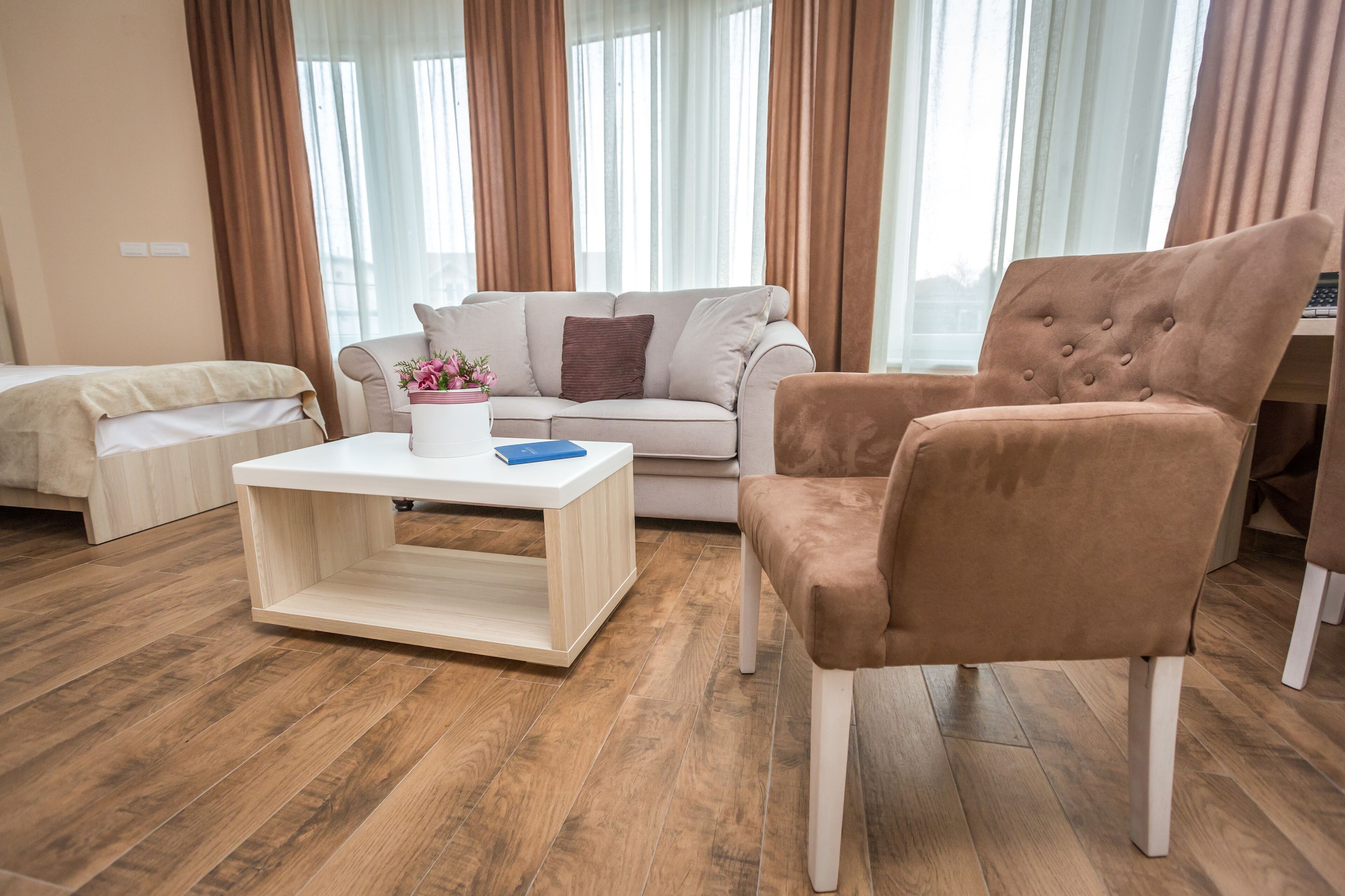 family room | living area | flat-screen tv