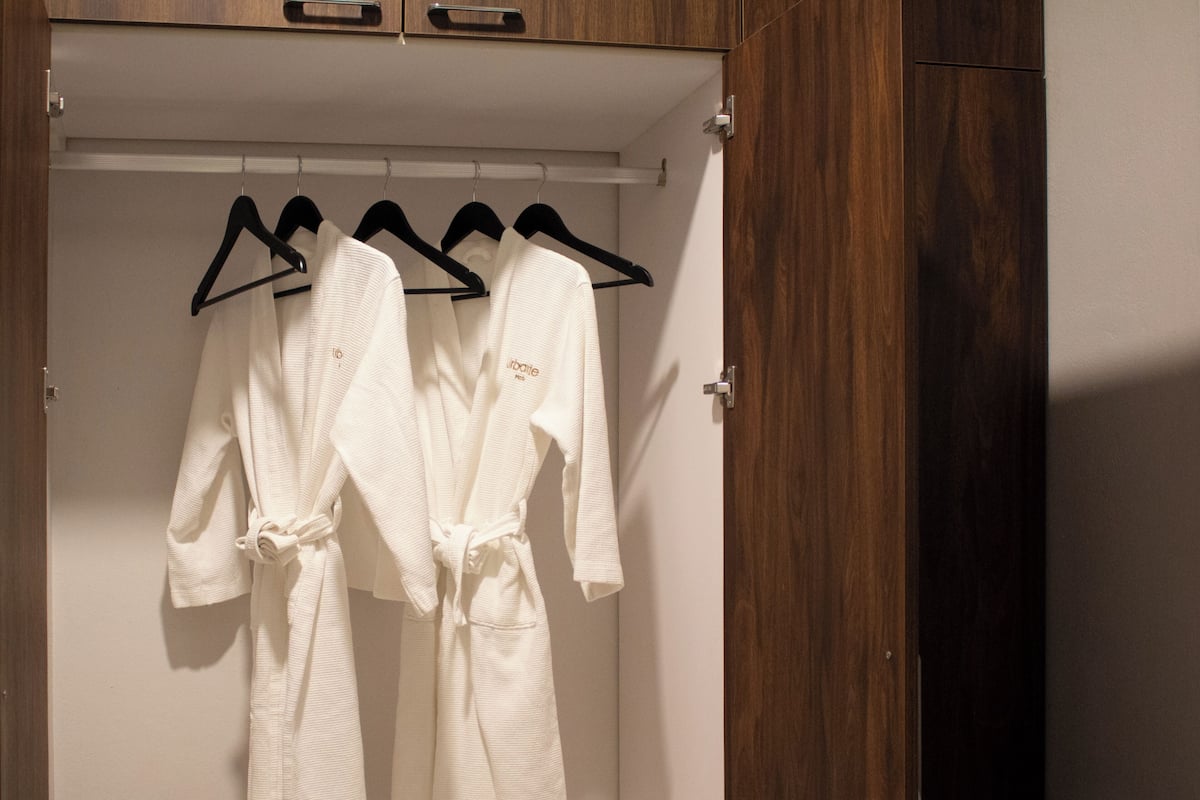 1 bedroom, minibar, in-room safe, desk