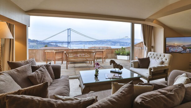 LED TV - malta bosphorus (Istanbul)