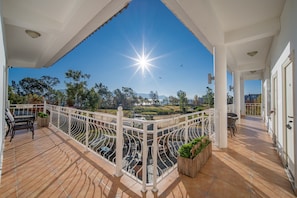 Terrace/patio - Meili Xiangyue Villa Verde (Dali)