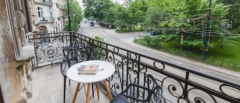 Studio (8) | 1 bedroom, iron/ironing board, free WiFi