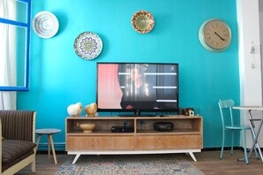 Leilighet, 2 soverom | Oppholdsområde | Plasma-TV
