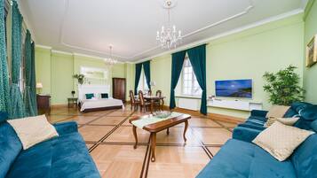 Sistema de insonorización, tabla de planchar con plancha y wifi gratis