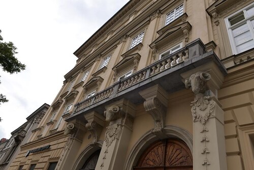 Apartamenty w Pałacu Pod Baranami